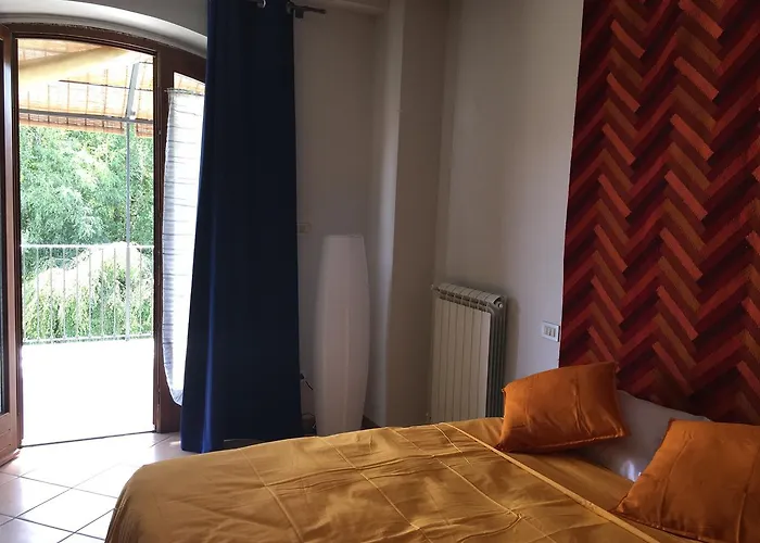 ベッド・アンド・ブレックファスト Il Trattore モンカリエーリ